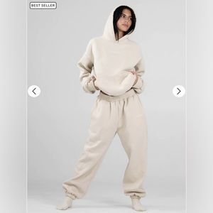 Cmfrt signature fit  matching sweatpants and hoodie